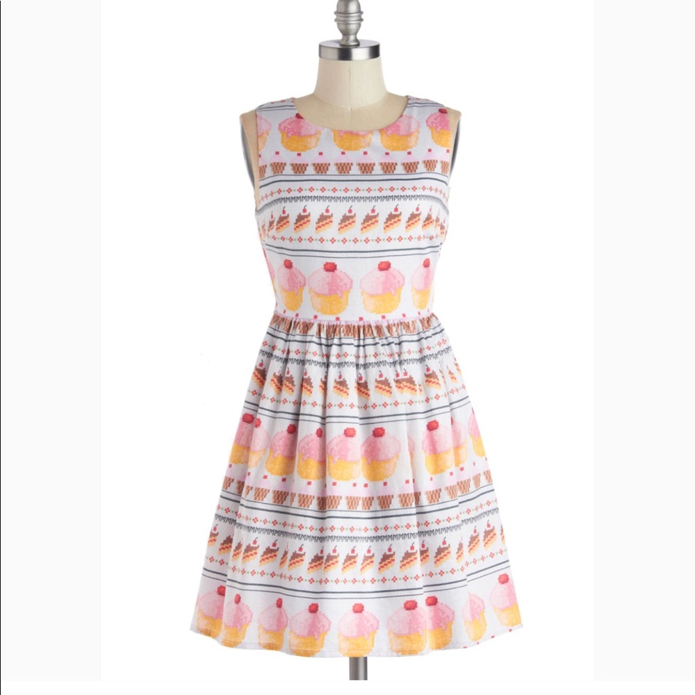 Bea and Dot My Sweet Art Dress Small